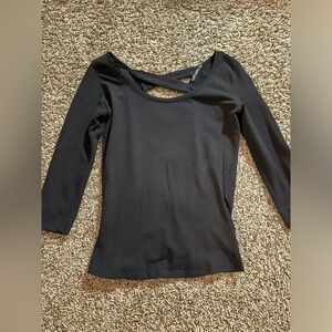 BERSHKA black top with sleeves with open back